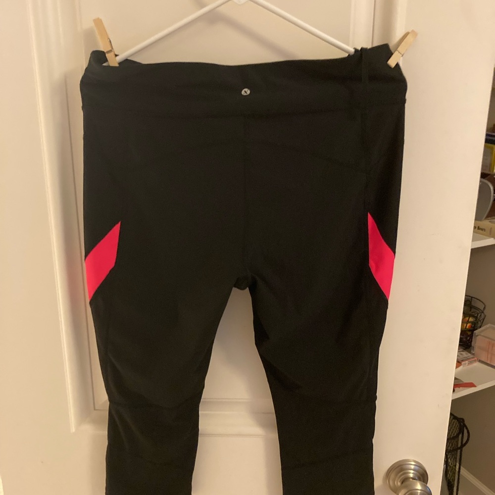 Xersion workout capris - Picture 2 of 5
